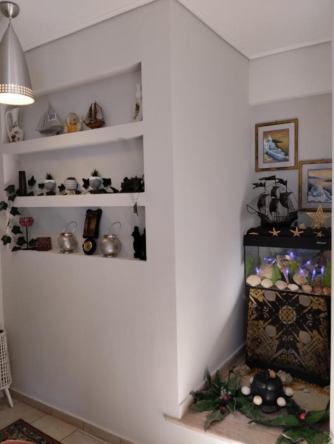 Πέτρινο Στη Θάλασσα Leilighet Návpaktos Eksteriør bilde
